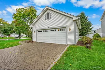 297 Braemar Glen, Bolingbrook, IL 60440 - Photo 3