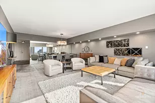175 E Delaware Pl, Chicago, IL 60611 - Photo 13