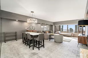 175 E Delaware Pl, Chicago, IL 60611 - Photo 9