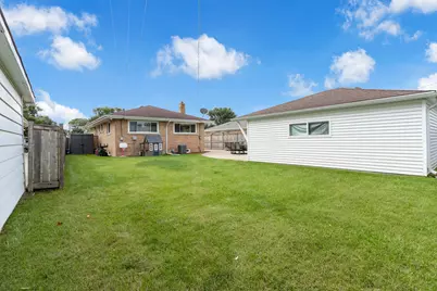 7316 W Greenleaf Street, Niles, IL 60714 - Photo 47
