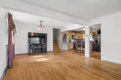 9019 W 92nd Place, Hickory Hills, IL 60457 - Photo 5