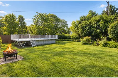 9019 W 92nd Place, Hickory Hills, IL 60457 - Photo 19