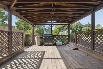 9019 W 92nd Place, Hickory Hills, IL 60457 - Photo 17