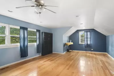 211 W Pickwick Road, Arlington Heights, IL 60005 - Photo 13