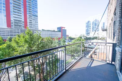 2100 S Indiana Avenue #305, Chicago, IL 60616 - Photo 11