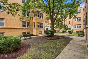 3131 W Palmer Blvd, Chicago, IL 60647 - Photo 1