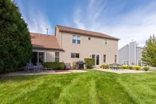 931 Ambria Dr, Mundelein, IL 60060 - Photo 29
