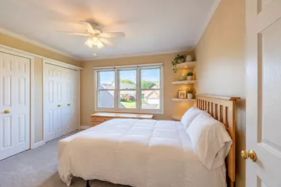931 Ambria Drive, Mundelein, IL 60060 - Photo 23