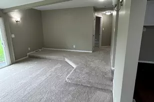 40 Arlington Dr, Romeoville, IL 60446 - Photo 13