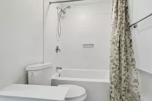 1174 E 53rd St, Chicago, IL 60615 - Photo 9