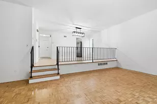 1174 E 53rd St, Chicago, IL 60615 - Photo 3