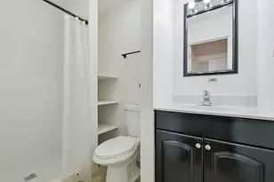 1174 E 53rd St, Chicago, IL 60615 - Photo 17