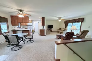 4 Genesee Ct, Morrison, IL 61270 - Photo 25