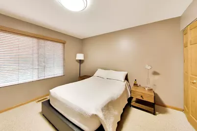 408 Locksley Drive, Streamwood, IL 60107 - Photo 25