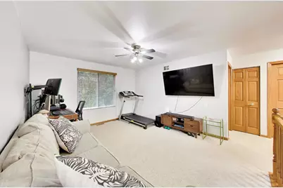 408 Locksley Drive, Streamwood, IL 60107 - Photo 19