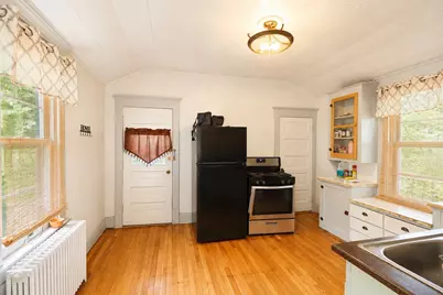 1035 Marquette Street, Lasalle, IL 61301 - Photo 11