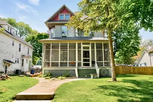 1035 Marquette St, Lasalle, IL 61301 - Photo 1