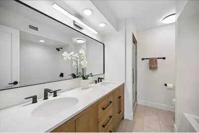 1671 Mission Hills Road #404, Northbrook, IL 60062 - Photo 13
