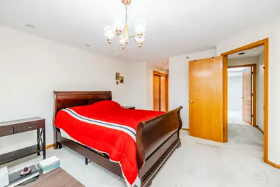 6755 N Milwaukee Avenue #505, Niles, IL 60714 - Photo 17