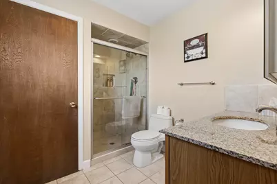 9222 Merrill Avenue, Morton Grove, IL 60053 - Photo 13