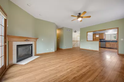 [Address not provided], Huntley, IL 60142 - Photo 9