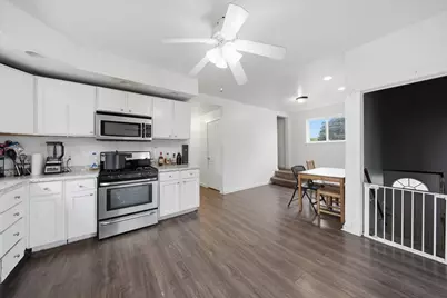 3903 W 115th Street, Alsip, IL 60803 - Photo 9