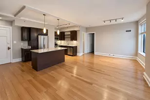 3170 N Sheridan Rd, Chicago, IL 60657 - Photo 7
