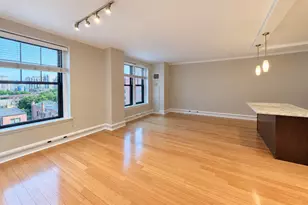 3170 N Sheridan Rd, Chicago, IL 60657 - Photo 9
