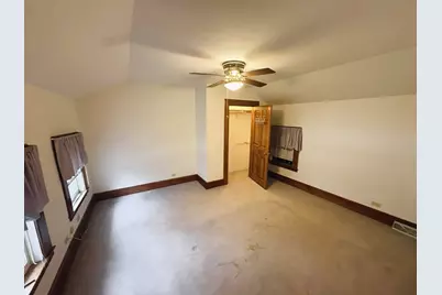 810 E 4th Street, Sterling, IL 61081 - Photo 9