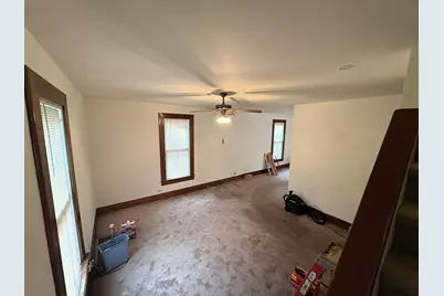810 E 4th Street, Sterling, IL 61081 - Photo 5