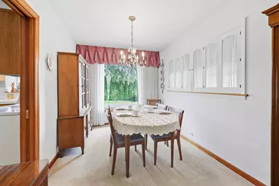 422 W Larkdale Lane W, Mount Prospect, IL 60056 - Photo 9