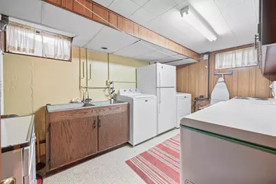 422 W Larkdale Lane W, Mount Prospect, IL 60056 - Photo 23