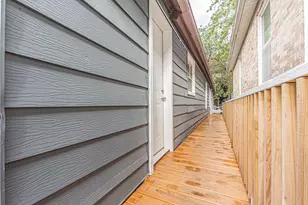 1407 W Fuller St, Chicago, IL 60608 - Photo 21