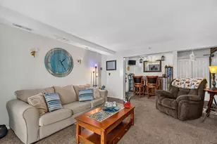 120 S La Londe Ave, Addison, IL 60101 - Photo 7