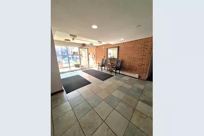2211 S Stewart Avenue #4A, Lombard, IL 60148 - Photo 3