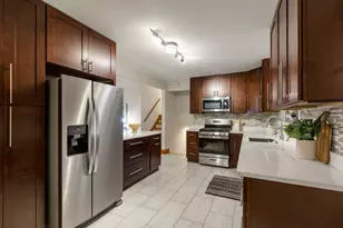 714 Jonquil Terrace, Deerfield, IL 60015 - Photo 11