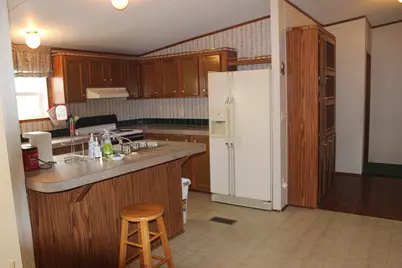321 Country Club Lane, Centralia, IL 62801 - Photo 33