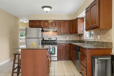 5705 W Maple Avenue, Berkeley, IL 60163 - Photo 7