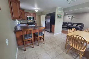 1445 Lantern Ln, Morris, IL 60450 - Photo 7
