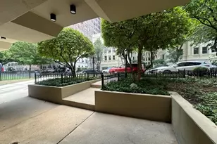 420 W Aldine Ave, Chicago, IL 60657 - Photo 7