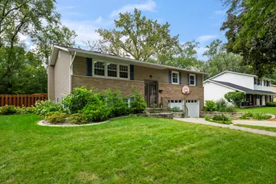 907 E Schirra Drive, Palatine, IL 60074 - Photo 3