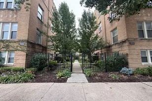 201 Washington Blvd, Oak Park, IL 60302 - Photo 1