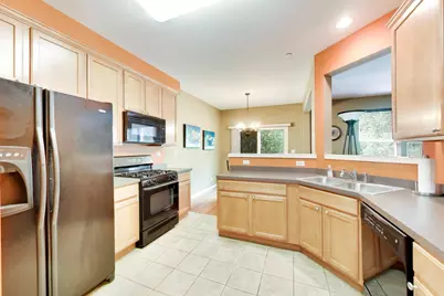 923 Kings Canyon Drive, Streamwood, IL 60107 - Photo 5