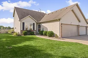 595 Beechwood Ct, Normal, IL 61761 - Photo 3