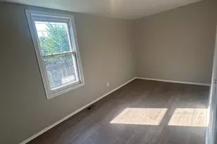 644 W 49th St, Chicago, IL 60609 - Photo 7