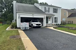 1381 Glacier Pkwy, Algonquin, IL 60102 - Photo 1
