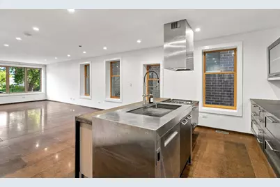 2334 W Medill Avenue, Chicago, IL 60647 - Photo 11