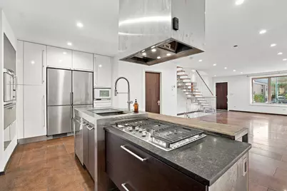 2334 W Medill Avenue, Chicago, IL 60647 - Photo 9