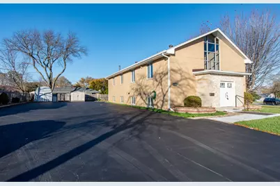 2126 10th Street, Waukegan, IL 60085 - Photo 3