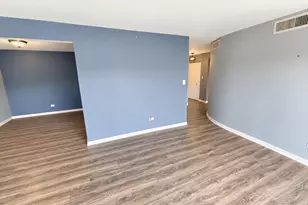 2300 Old Tavern Rd, Lisle, IL 60532 - Photo 5